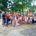 Mit der Schaufel in die Schule